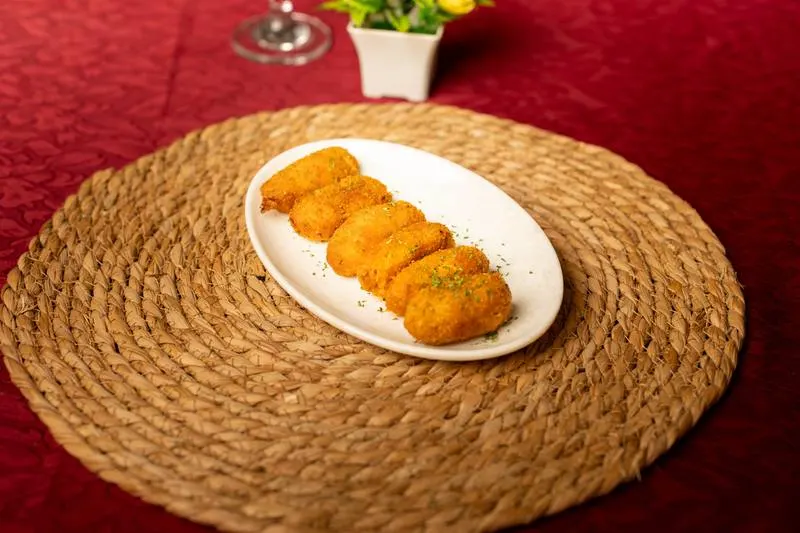 Croquetas gourmet caseras de bechamel